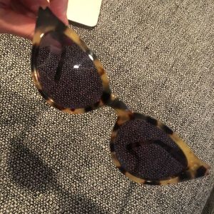 Illesteva Cateye sunglasses tortoise